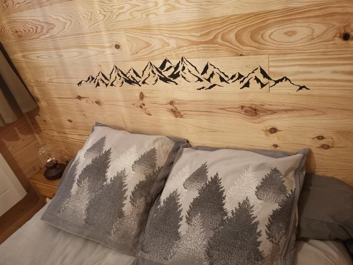 Gite Ha-Py Chalet Campan Esterno foto