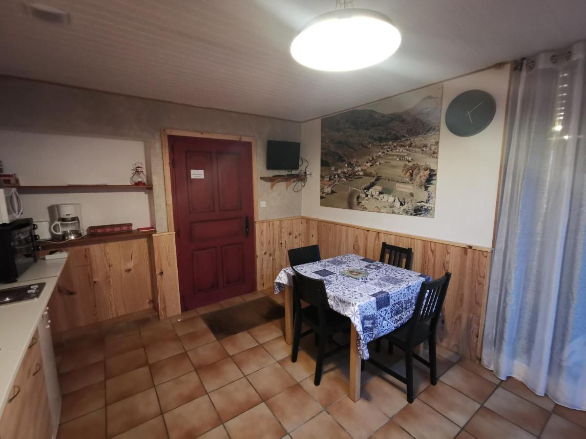 Gite Ha-Py Chalet Campan Esterno foto